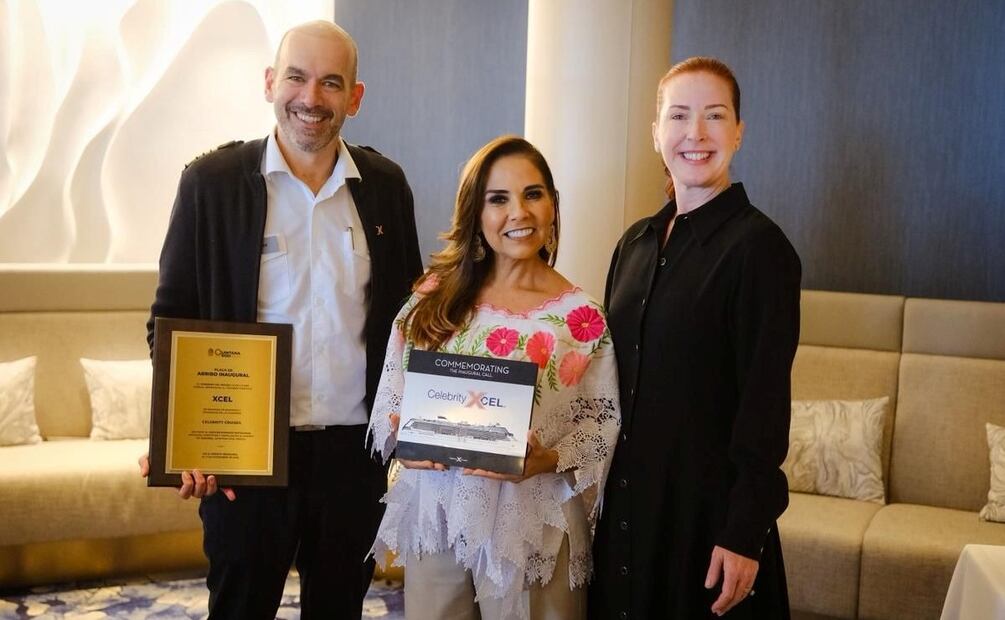 Ceremonia oficial de placa y llave para conmemorar por la primera visita del crucero Celebrity Xcel (11/11/2025). Foto: Especial