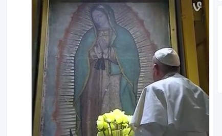 Video. Papa toca la imagen de la Virgen de Guadalupe