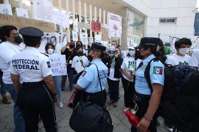 Hacen cambio de seguridad en CIDE, impiden ingreso del coordinador de administración