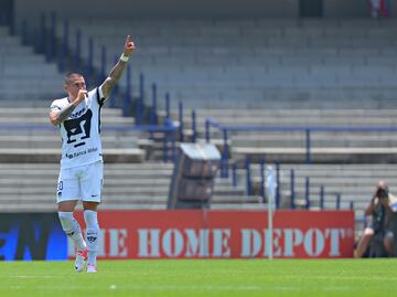 Pumas se reencuentra con la victoria gracias a un hat-trick de Nico Castillo