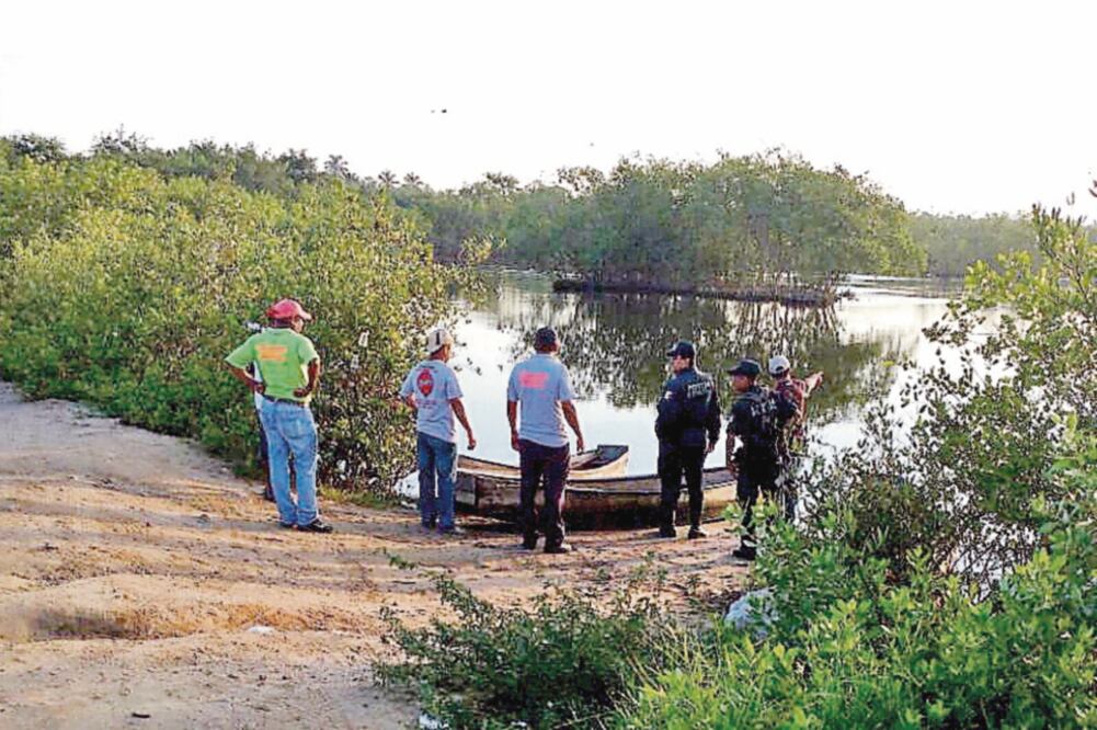 Según versiones, el menor se adelantó a la orilla de la laguna y de pronto fue atacado por el reptil, el cual lo arrastró a las aguas (FOTOS: ESPECIAL)