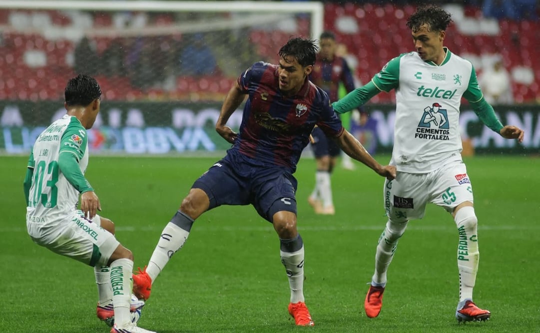 Atlante y León en partido, durante la Jornada 6 del Apertura 2026 - Foto: Carlos Mejía | EL UNIVERSAL