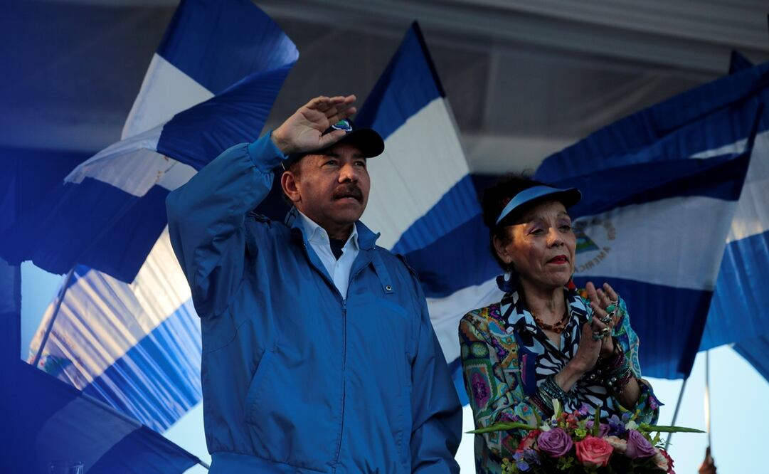 Daniel Ortega, presidente de Nicaragua, junto a su esposa, la vicepresidenta Rosario Murillo. Foto: Reuters 