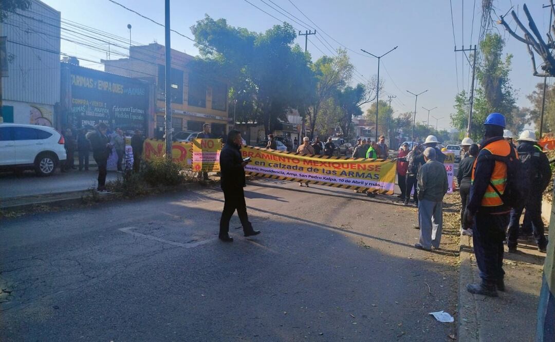 Habitantes de Azcapotzalco y Naucalpan protestan por obra del libramiento; denuncian ecocidio. Foto: Especial
