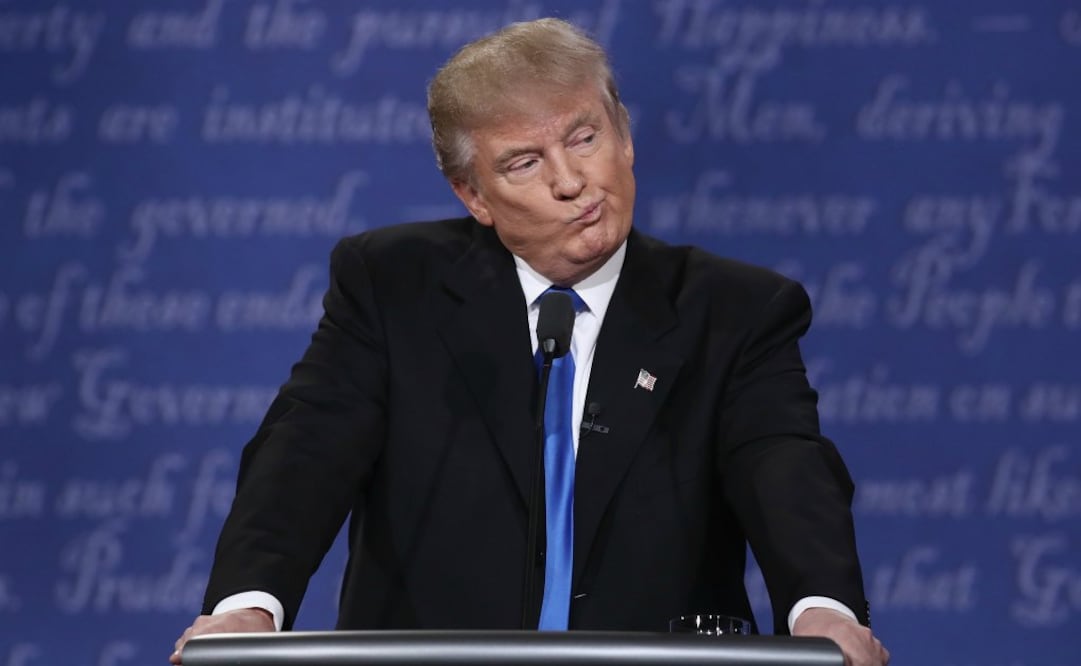 Asimismo, Amazon y Facebook, que ayer cayeron 2.01% y 0.84%, respectivamente