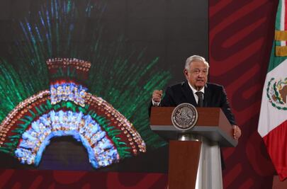 AMLO insta a Austria a devolver penacho de Moctezuma a nuestro país 