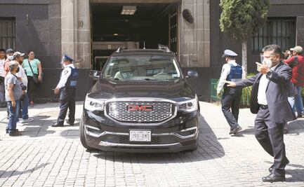 Zaldívar recibe a magistrados rebeldes del Tribunal Electoral 