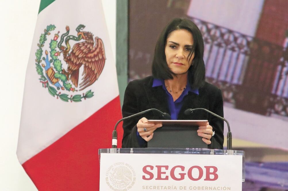 La periodista Lydia Cacho escribió a través de su cuenta de Twitter que sus “investigaciones periodísticas están seguras fuera del país”. Foto/ARCHIVO EL UNIVERSAL