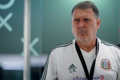 Nadie es titular indiscutible: Gerardo Martino