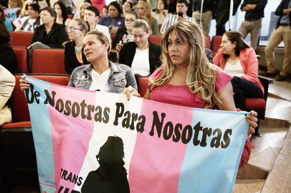 Rechazo. Manifestantes surcoreanos protestan en Seúl por la negociación con Corea del Norte. (JEON HEON-KYUN. EFE)