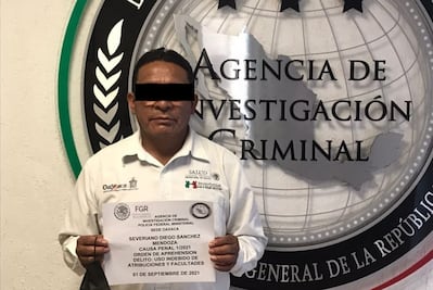 Detienen a exfuncionario del IMSS por realizar contrato de 15 mdp para equipo médico en Oaxaca