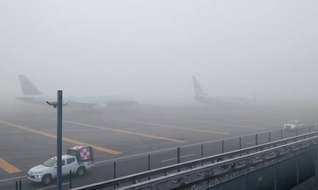 ¿Tienes un vuelo programado?; AICM informa sobre posibles afectaciones por banco de niebla