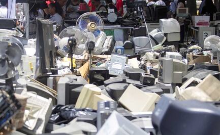 Diputados del PVEM van por reforma para reducir la basura electrónica en México