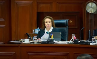 En México hay seguridad jurídica: Yasmín Esquivel; llama a empresas y emprendedores "estar tranquilos"