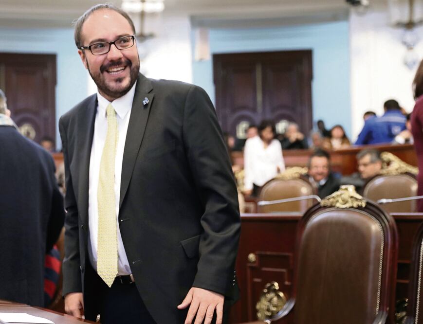 Toledo pide a asambleístas vigilar distritación del INE