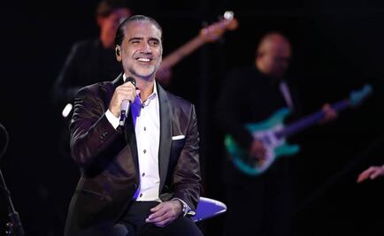 "El Potrillo" rinde homenaje a Joan Sebastian en su concierto del Zócalo