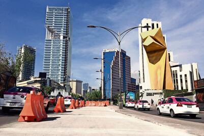 Metrobús en Reforma, con avance de 27%