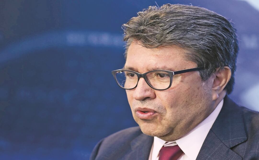 “Desconocía apoyo de De Atuñano”, reconoce Monreal 