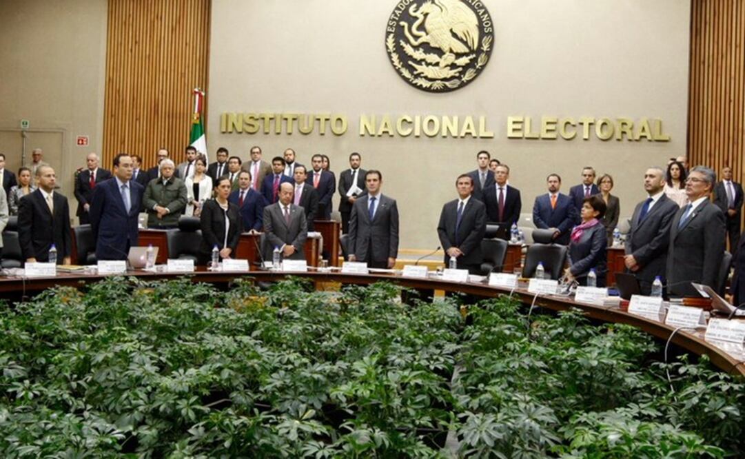 INE avala topes para elección del diputado 500