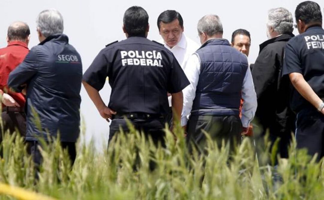 The Minister of the Interior checked the house hiding the tunnel used by Guzmán Loera. (Photo: Reuters)