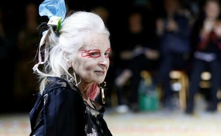 Vivienne Westwood desfila para su firma