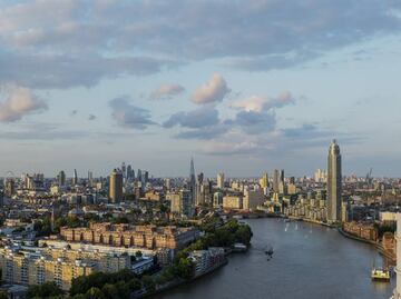 Lift 109: el mirador inmersivo en una antigua chimenea de Londres