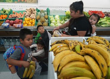 Por cierre de gobierno se profundiza incertidumbre sobre la ayuda alimentaria federal en EU