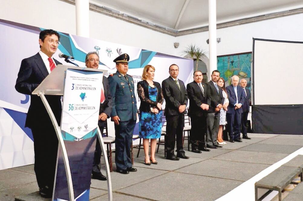 Vigilio Andrade, titular de la SFP, señala que hoy hace falta conciencia social para desempeñar eficazmente el ejercicio público y recuperar los valores por los que fue planteado el Sistema Nacional Anticorrupción (SFP)