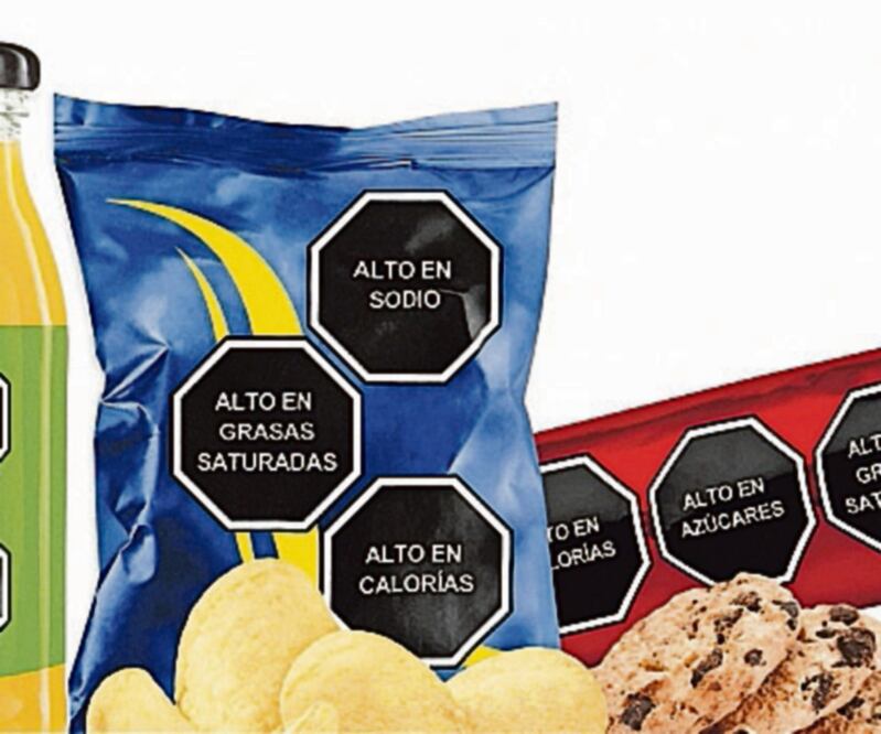 La Norma Oficial Mexicana 51 para el etiquetado de alimentos y bebidas preenvasados genera polémica entre la IP. ARCHIVO EL UNIVERSAL