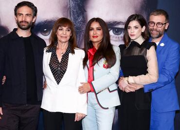 Salma Hayek no habla mal de México y así lo protege