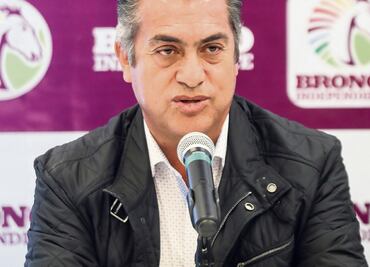 "Estoy listo si el INE no acepta mi candidatura"