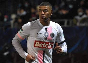 Real Madrid hace oferta millonaria por Mbappé