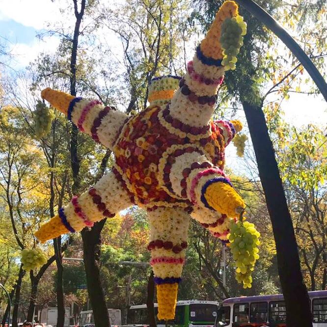 Piñatas y Flores 2018 estará exhibida en el Jardín Botánico del Bosque de Chapultepec / Fotos: Facebook Festival FYJA