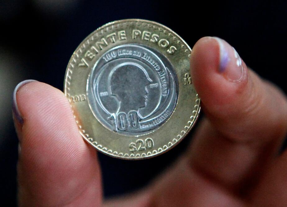 El principal motivo por el cual es difícil encontrar las monedas y por ende que sean aceptadas es porque se utilizan principalmente para festividades o como unidad de atesoramiento (Foto: Ariel Ojeda / Archivo EL UNIVERSAL)