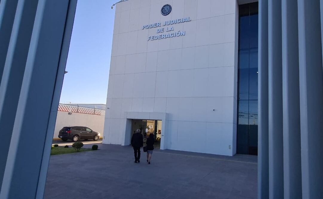 Comparece Francisco Garduño por muerte de 40 migrantes. Foto: Especial