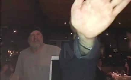 ​Golpean a Harvey Weinstein en un restaurante de Arizona