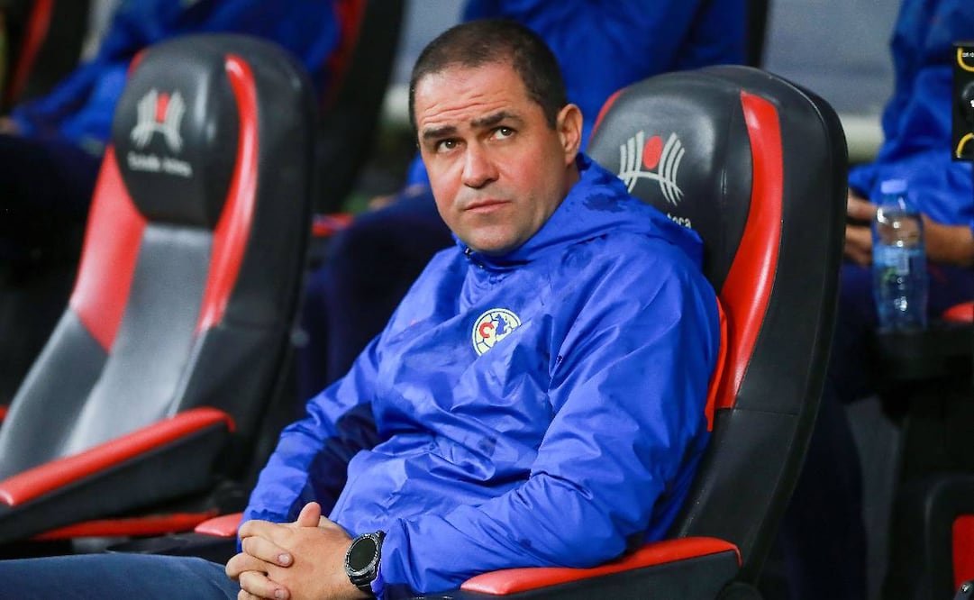 André Jardine, dispuesto a "perder puntos" con tal de encontrar la mejor versión de América - Foto: Imago7