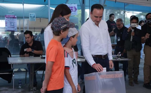 Coahuila governor reports peaceful election, denies political persecution