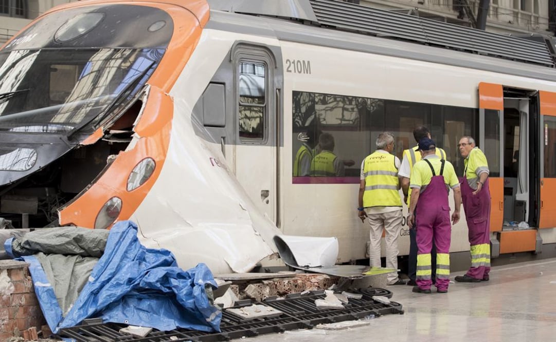Choque de tren deja al menos 50 heridos en Barcelona
