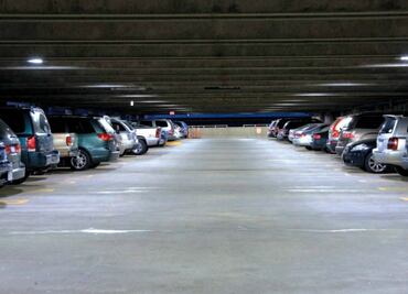 Congreso de la CDMX aprueba regular tarifas en estacionamientos