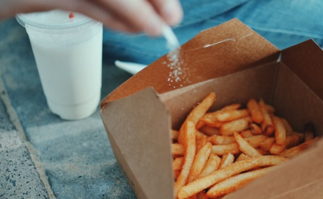 Una dieta saludable mejora la calidad de vida de las personas con hipotiroidismo. Imagen: Unsplash