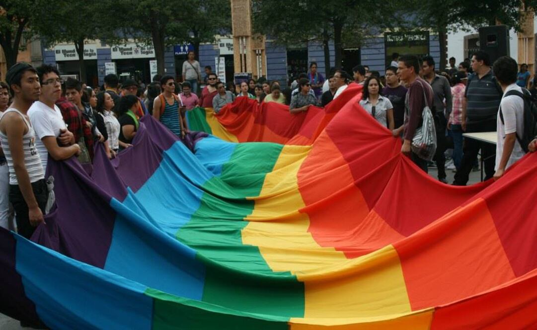 Perredistas contra la iglesia