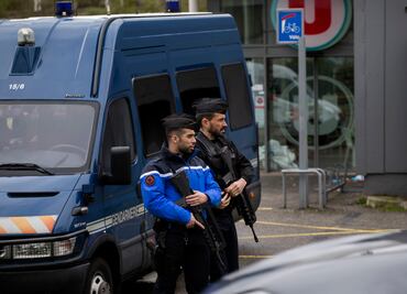 Detienen a una segunda persona por toma de rehenes en Francia