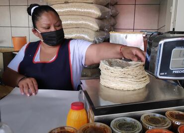 Incremento en precio del gas subió de uno a dos pesos el kilo de tortilla en Edomex y CDMX