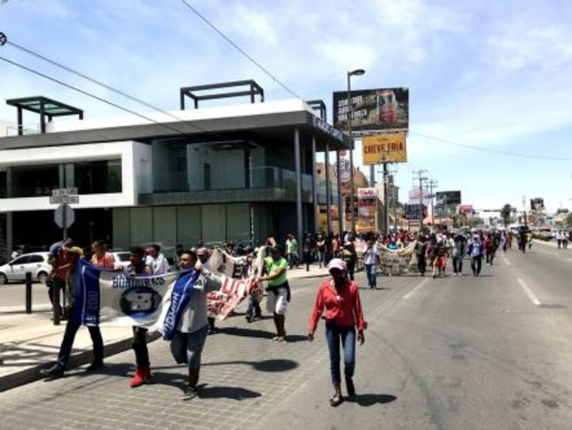 INM da permisos de estadía por un año a 300 migrantes de caravana