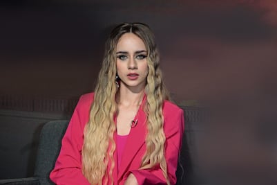 Hermanas  pelean por likes en serie de Derbez