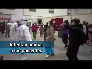 Pacientes de coronavirus bailan en hospital de Wuhan