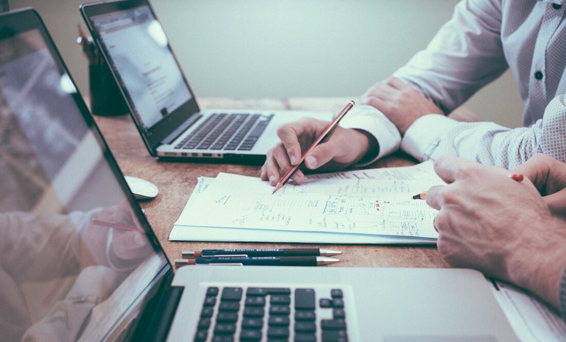 El SAT aclaró que la reciente revocación masiva de certificados de firmas electrónicas detectada por el IMCP no se debe a fallas en sus sistemas. Imagen ilustrativa. Foto: Archivo/El Universal