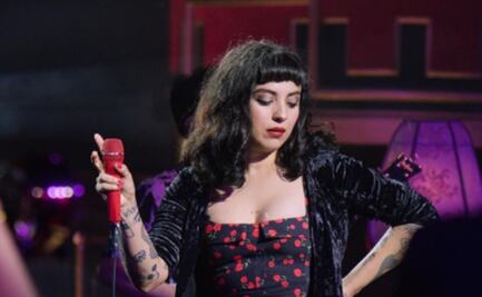 Tras acusaciones de transfobia, Mon Laferte cancela participación en concierto 