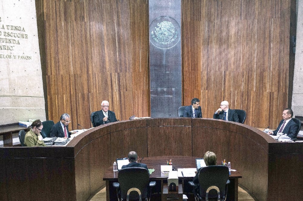 Tribunal dice que independientes ya no deberán presentar copia de la credencial para votar de las personas que respaldan su candidatura (ARCHIVO EL UNIVERSAL)